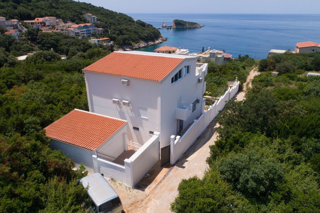 Дом в Утехе, Черногория, 320 м2 фото 2
