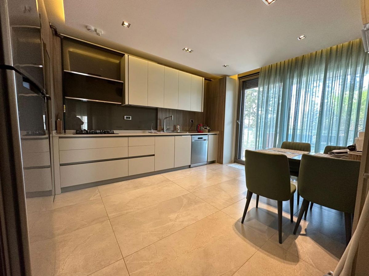 Квартира в Анталии, Турция, 175 м2 фото 2