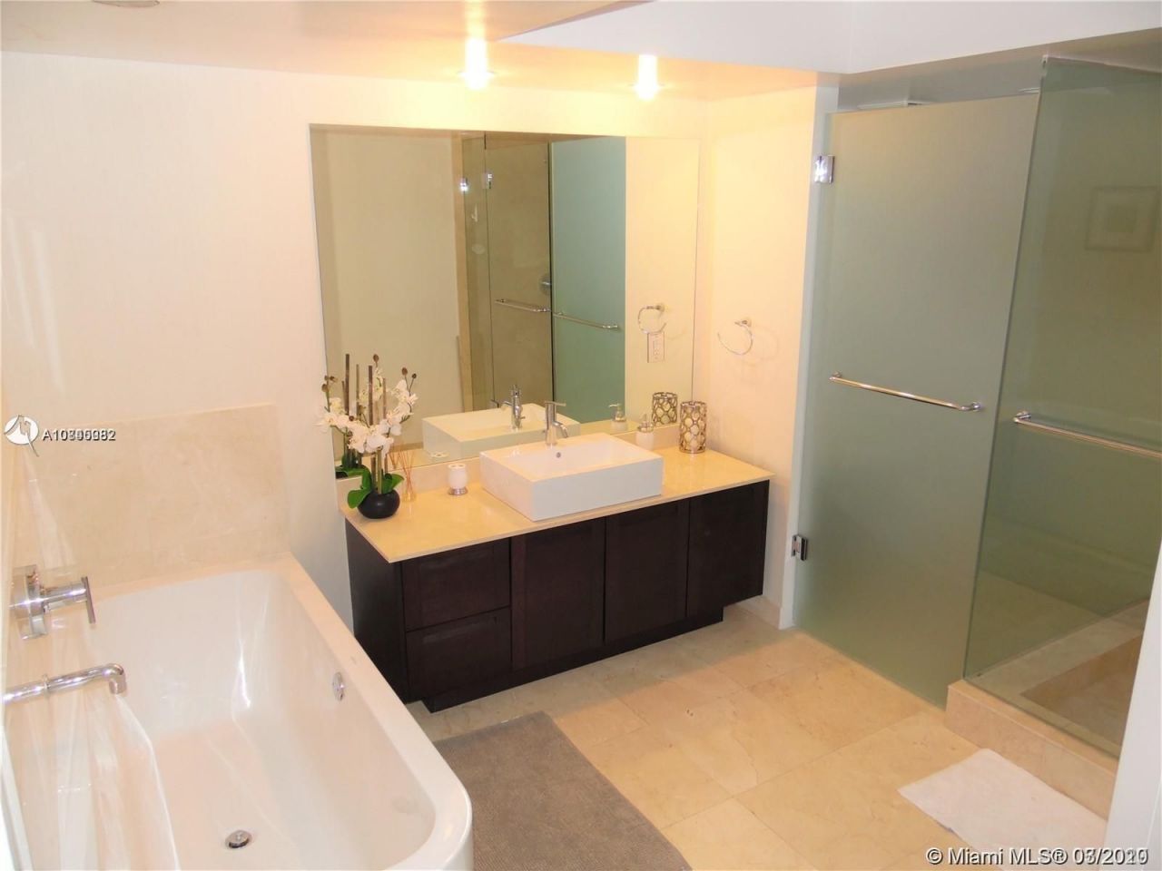 Квартира в Майами, США, 140 м2 фото 2