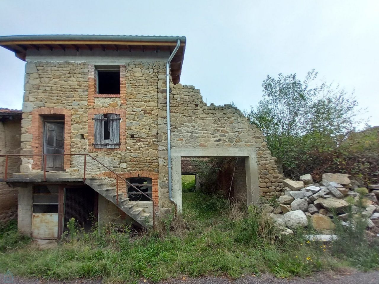 Дом в Оверни, Франция фото 2
