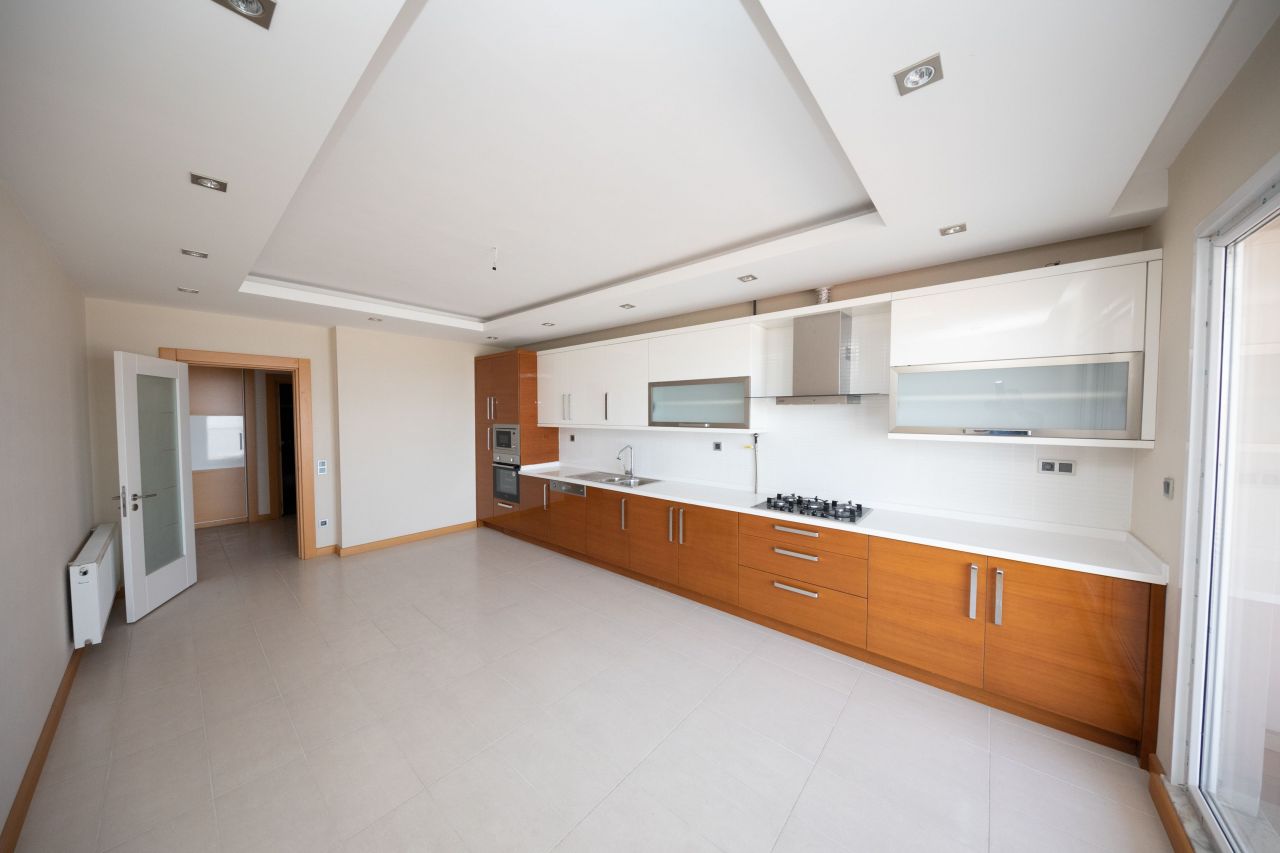 Квартира в Стамбуле, Турция, 170 м2 фото 5