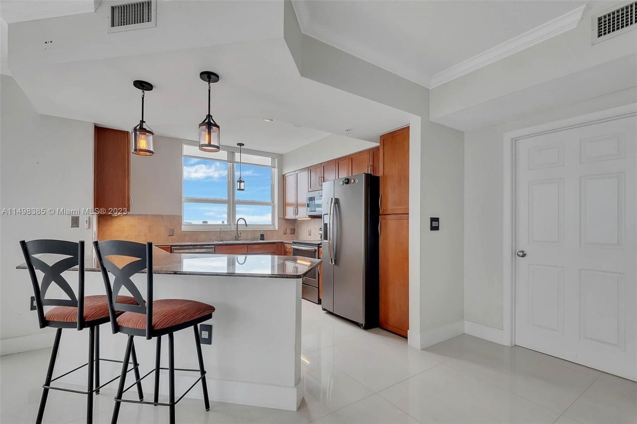 Квартира в Майами, США, 130 м2 фото 3