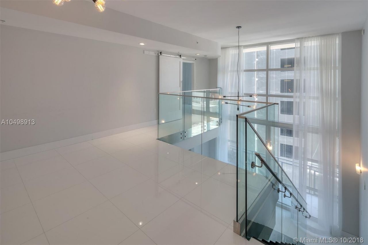 Квартира в Майами, США, 110 м2 фото 3