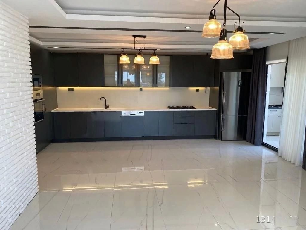 Квартира в Мерсине, Турция, 200 м2 фото 2