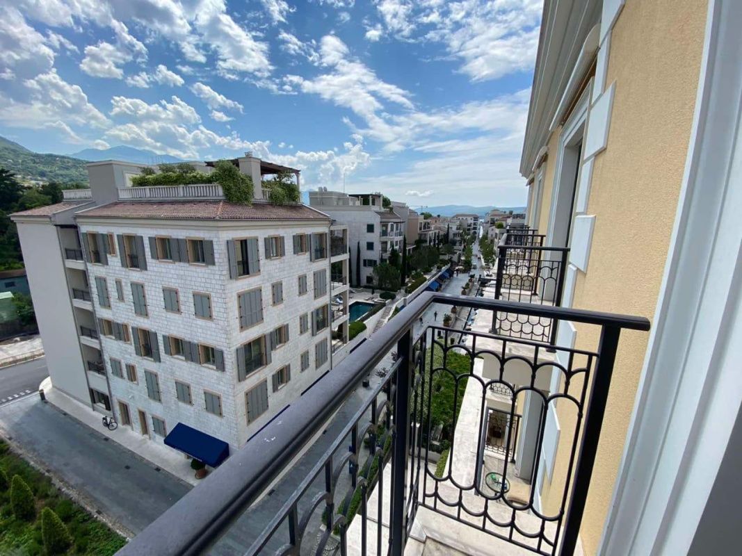 Квартира в Тивате, Черногория, 42 м2 фото 2