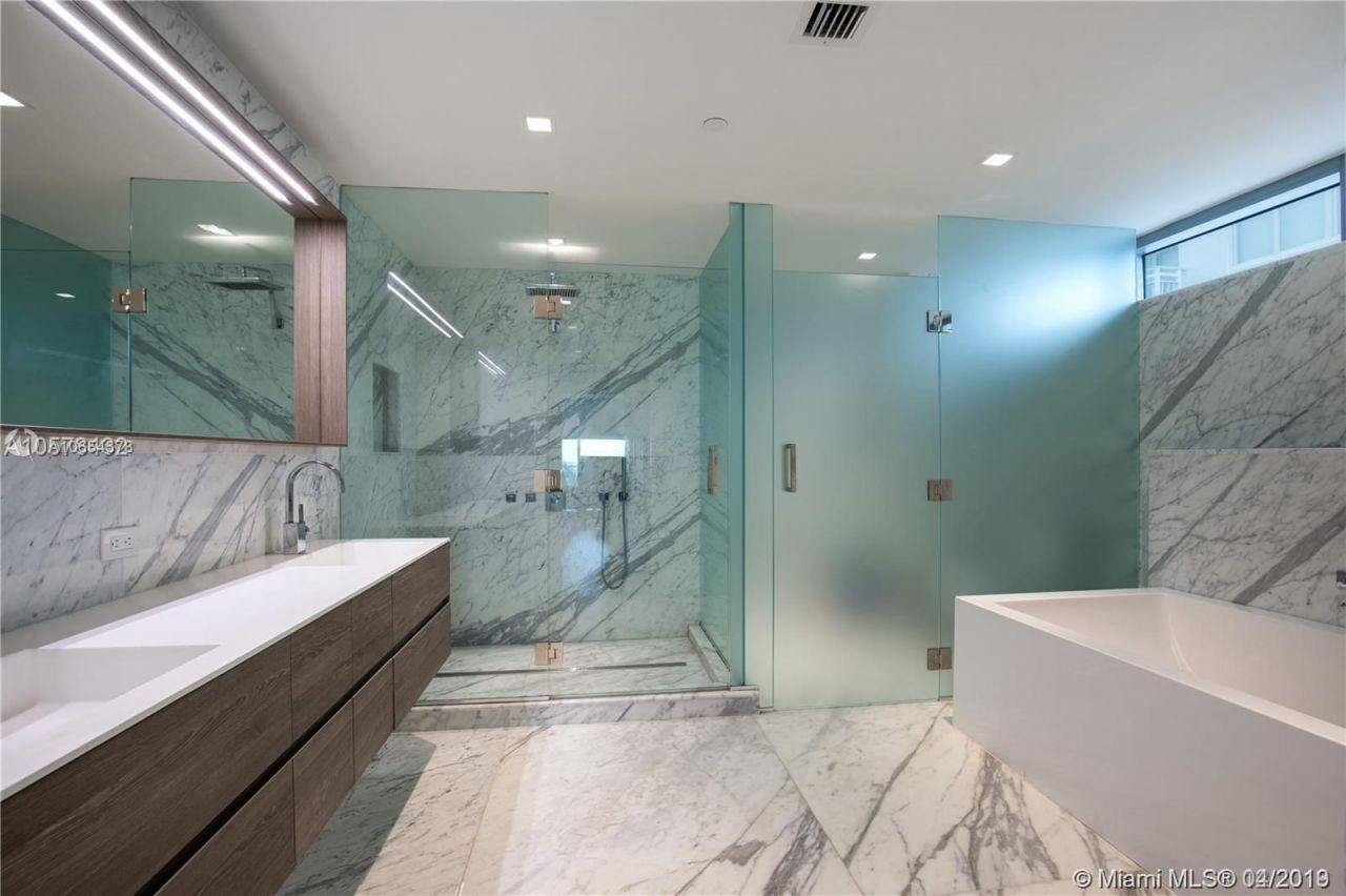 Квартира в Майами, США, 260 м2 фото 3