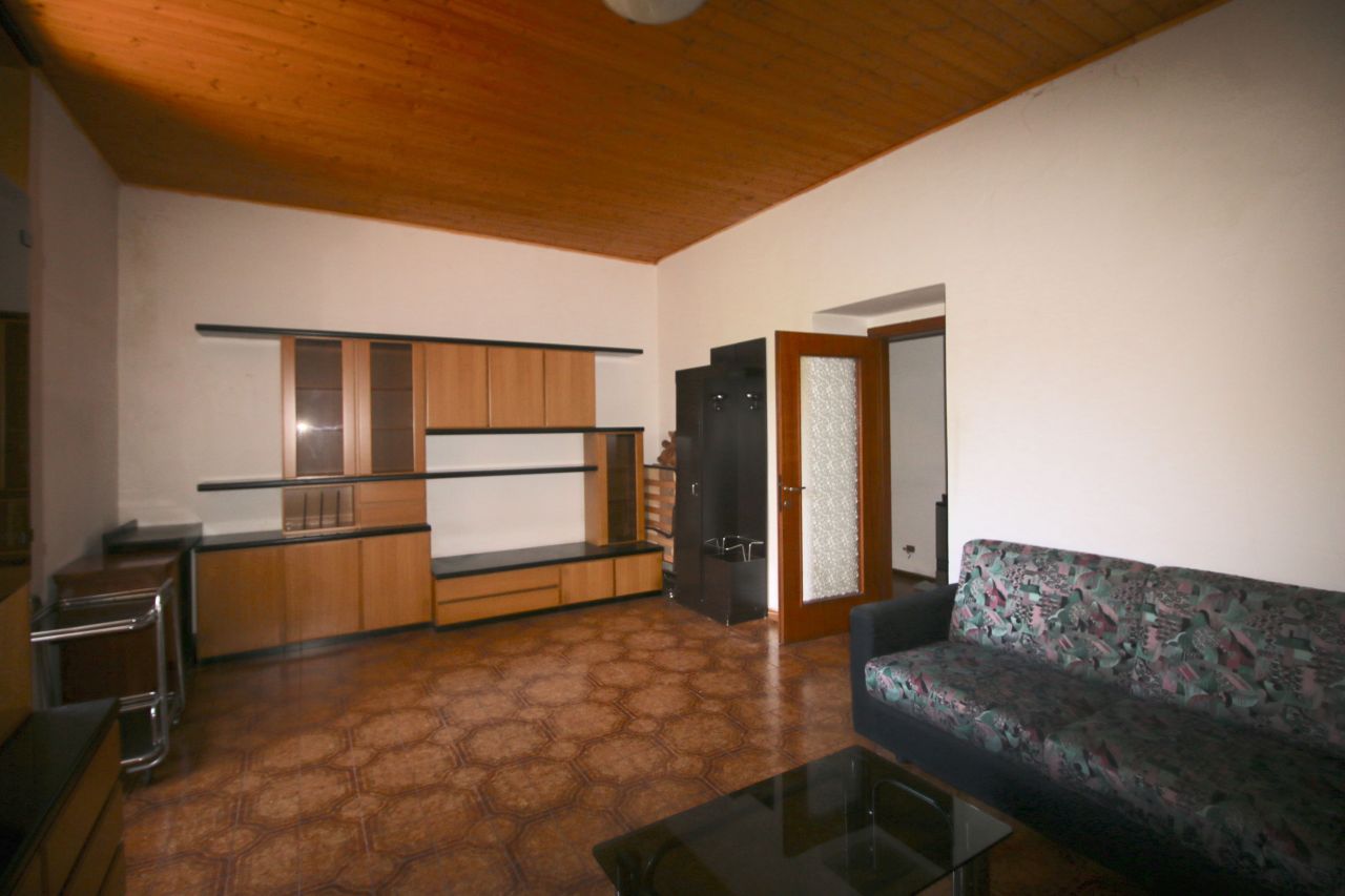 Апартаменты у озера Комо, Италия, 80 м2 фото 3