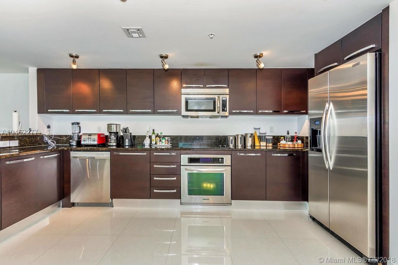 Квартира в Майами, США, 310 м2 фото 3