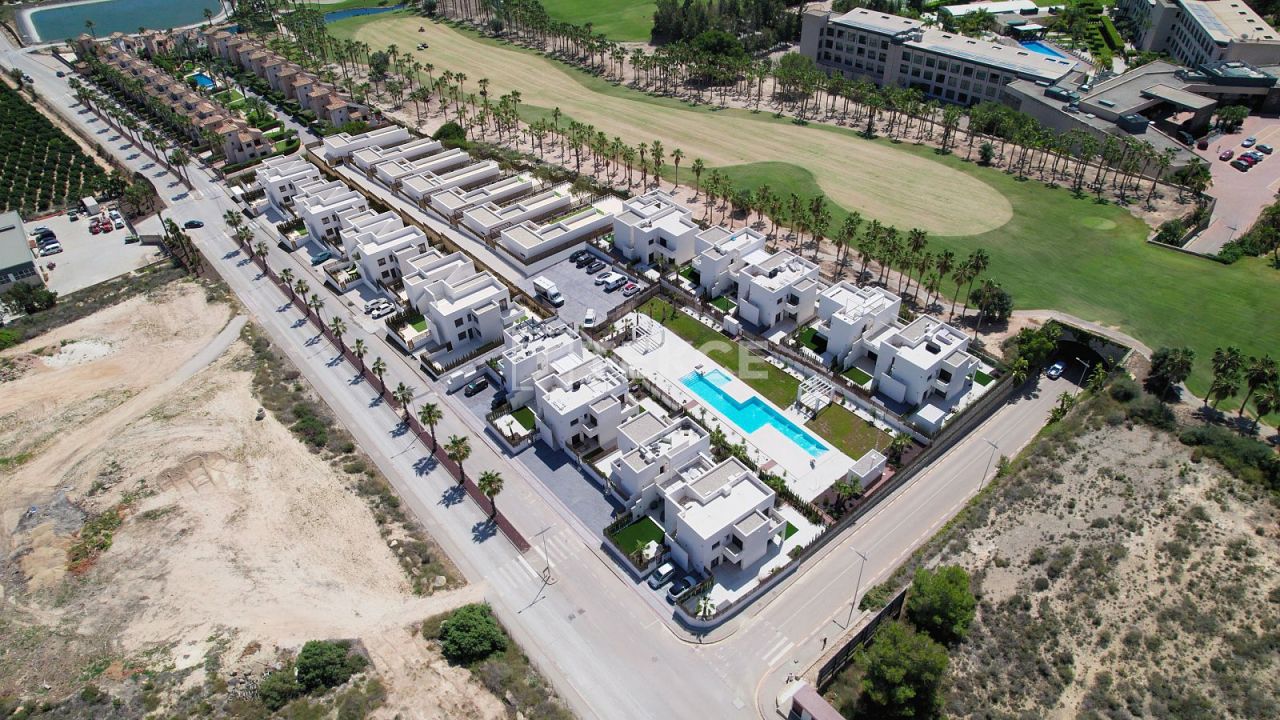 Апартаменты в Альгорфе, Испания, 70 м2 фото 5