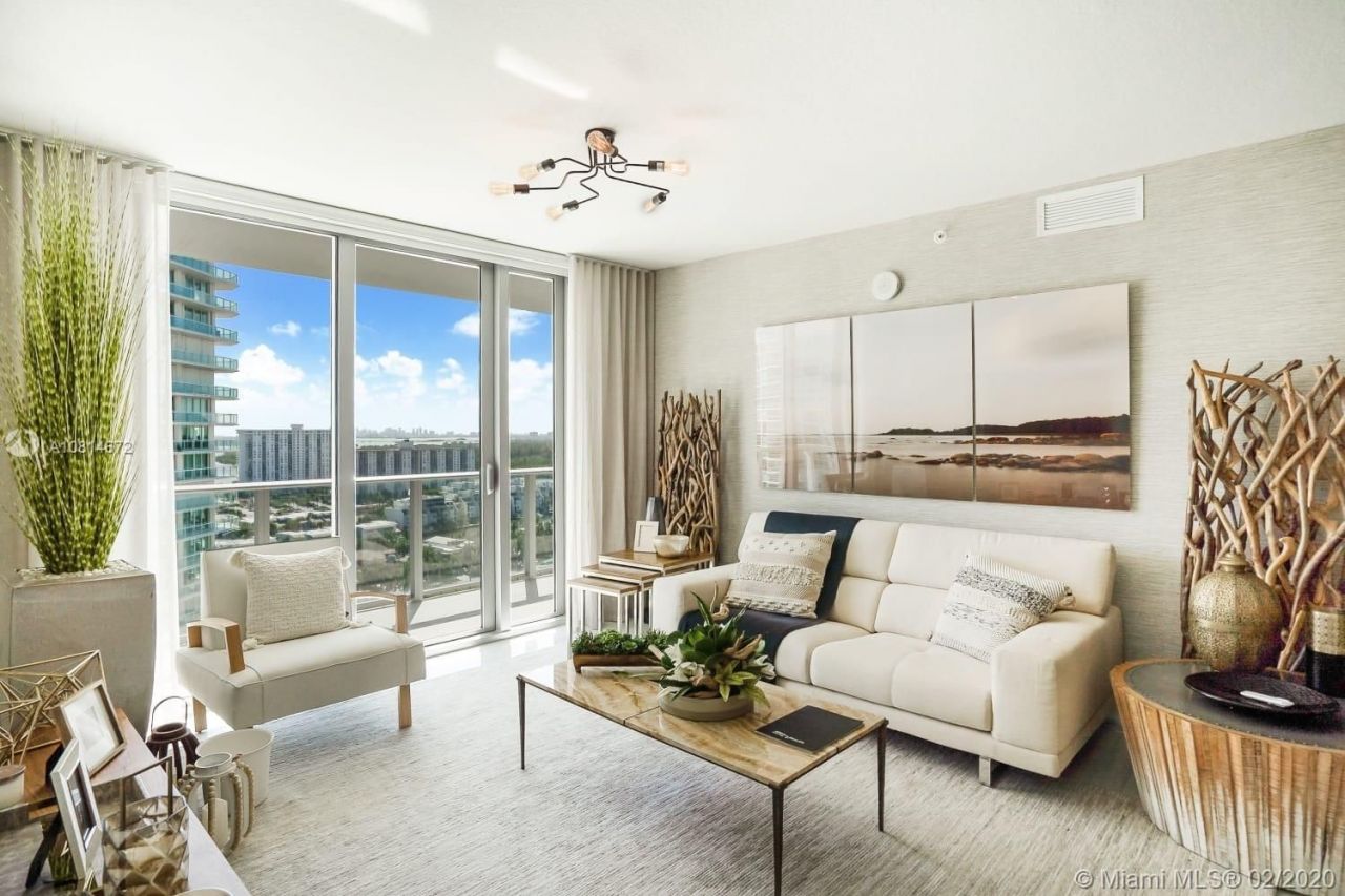 Квартира в Майами, США, 180 м2 фото 2