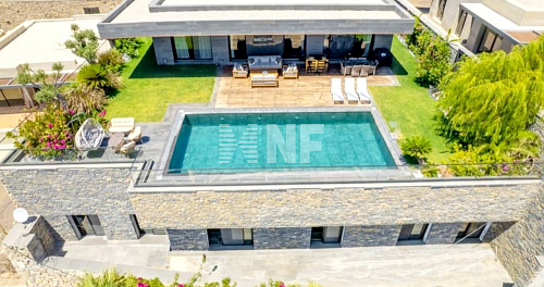 Вилла в Анталии, Турция, 680 м2 фото 1