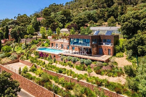 Вилла в Теуль-сюр-Мер, Франция, 340 м2 фото 1