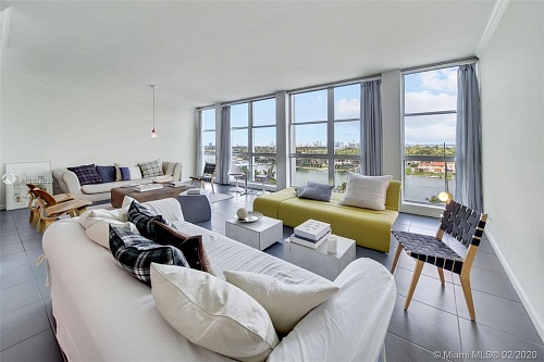 Квартира в Майами, США, 120 м2 фото 1