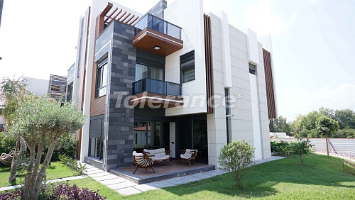 Вилла в Анталии, Турция, 327 м2 фото 1