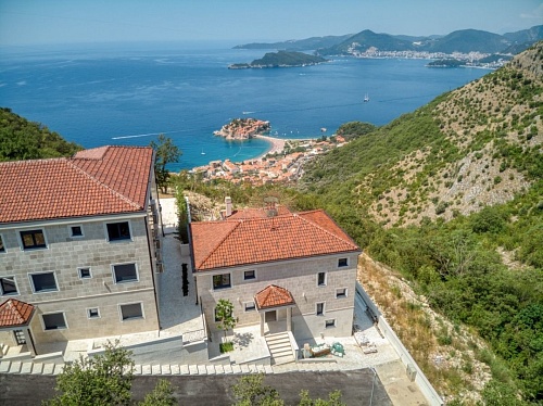 Дом в Будве, Черногория, 450 м2 фото 1