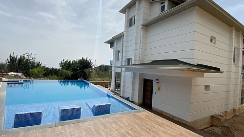Вилла в Алании, Турция, 400 м2 фото 1