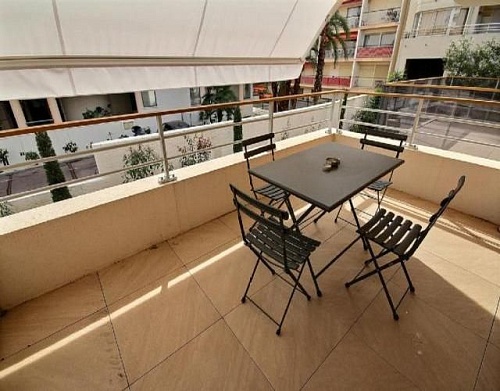 Апартаменты в Каннах, Франция, 65 м2 фото 1