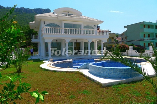 Вилла в Кемере, Турция, 400 м2 фото 1