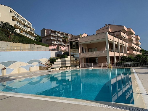 Студия в Сан-Ремо, Италия, 36 м2 фото 1