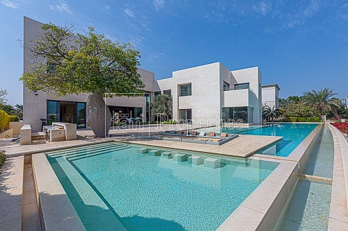 Дом Emirates Hills, ОАЭ, 3 163 м2 фото 1