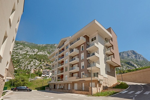 Квартира в Доброте, Черногория, 60 м2 фото 1