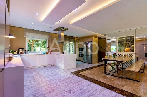 Апартаменты в Анталии, Турция, 320 м2 фото 1