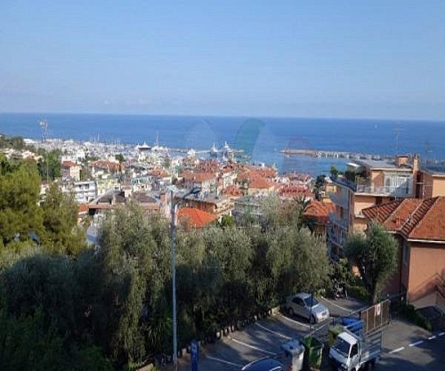 Квартира в Сан-Ремо, Италия, 70 м2 фото 1