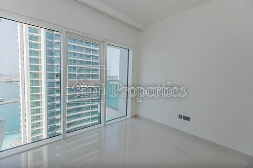 Апартаменты Emaar Beachfront, ОАЭ, 80 м2 фото 1