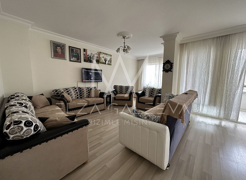 Квартира в Мерсине, Турция, 200 м2