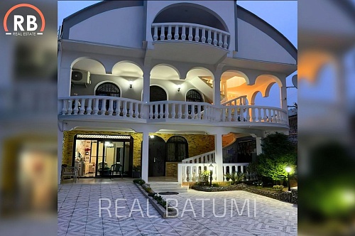 Дом в Батуми, Грузия, 250 м2 фото 1