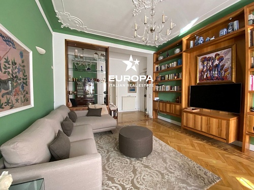 Апартаменты в Сан-Ремо, Италия, 130 м2 фото 1