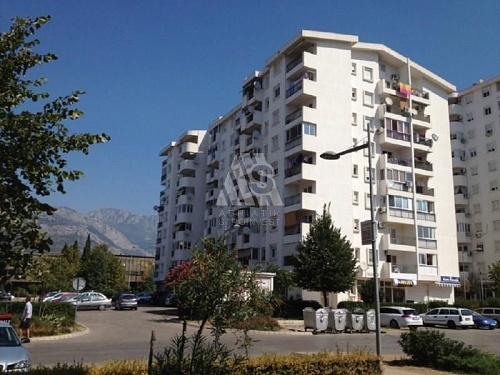 Квартира в Баре, Черногория, 82 м2 фото 1