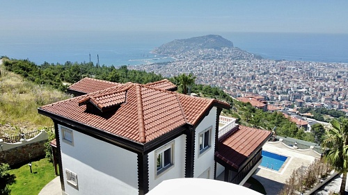 Вилла в Алании, Турция, 369 м2 фото 1