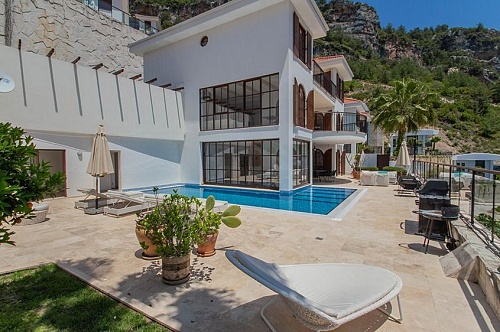 Вилла в Алании, Турция, 390 м2 фото 1