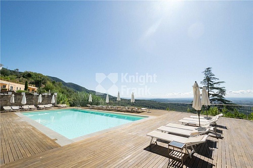 Апартаменты в Лукке, Италия, 73 м2 фото 1