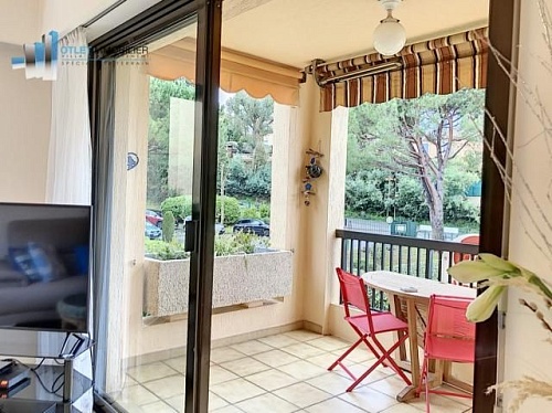 Апартаменты в Каннах, Франция, 60 м2 фото 1