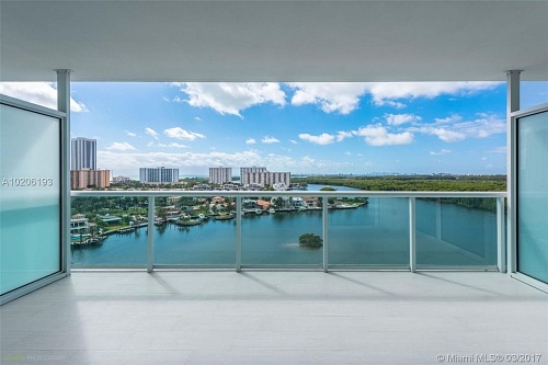 Квартира в Майами, США, 160 м2 фото 1