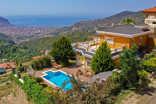 Вилла в Алании, Турция, 300 м2 фото 1