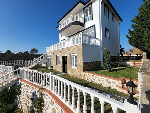 Вилла в Газипаше, Турция, 350 м2 фото 1