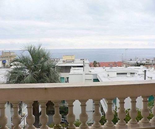Апартаменты в Сан-Ремо, Италия, 100 м2 фото 1