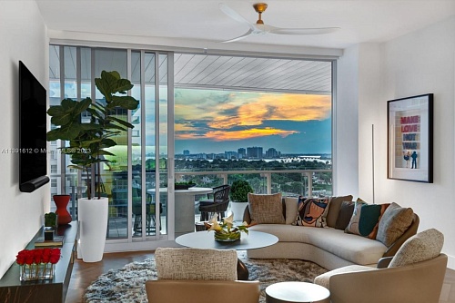 Квартира в Майами, США, 110 м2 фото 1