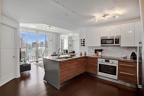 Квартира в Майами, США, 75 м2 фото 1
