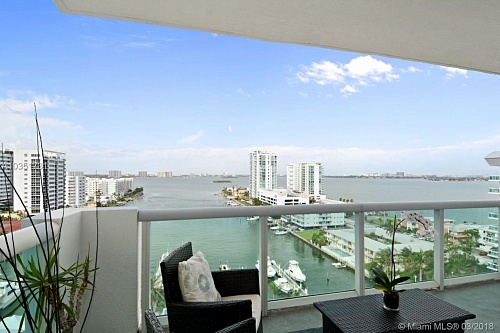 Квартира в Майами, США, 120 м2 фото 1