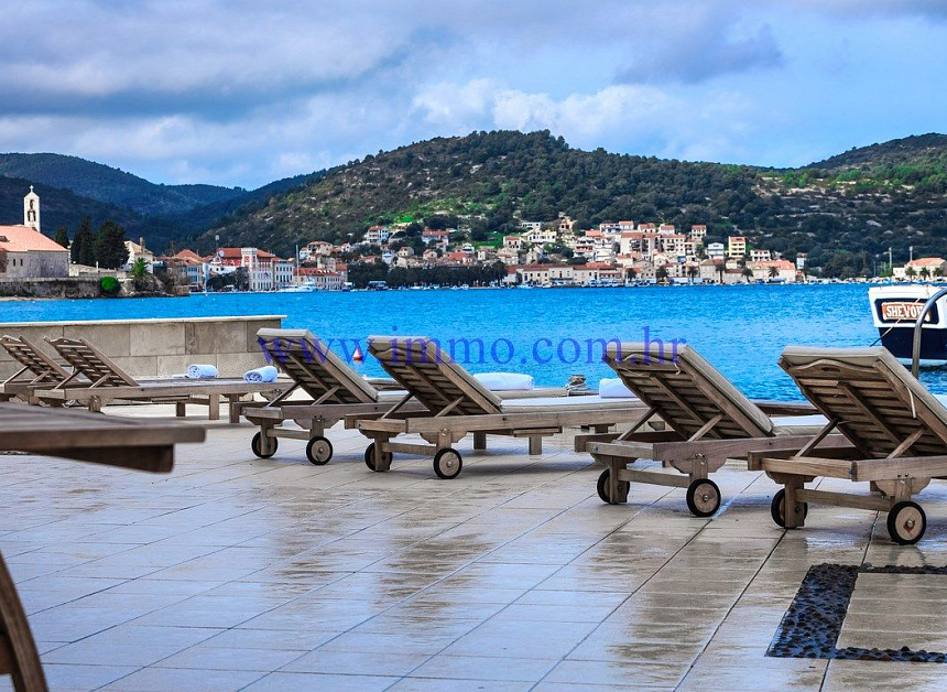 Вилла на Висе, Хорватия, 550 м2