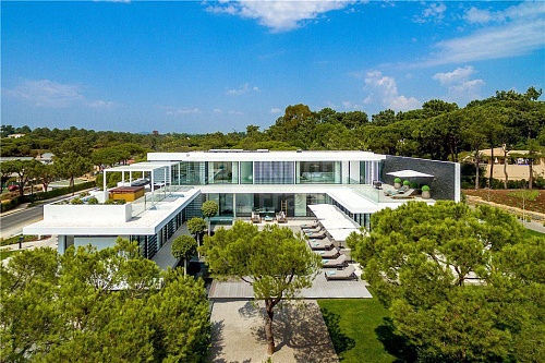 Вилла Квинта-до-Лаго, Португалия, 760 м2 фото 1