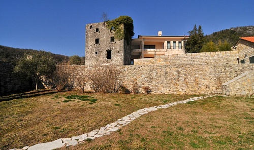 Дом в Херцег-Нови, Черногория, 495 м2 фото 1