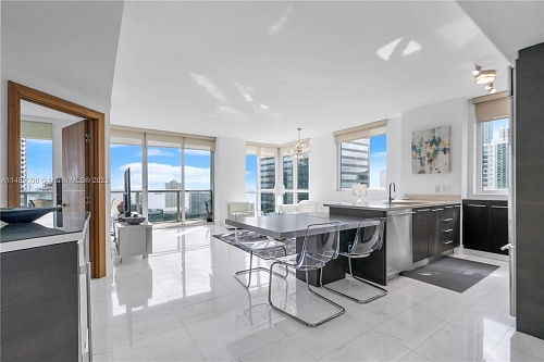 Квартира в Майами, США, 110 м2 фото 1