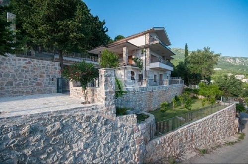 Вилла в Будве, Черногория, 350 м2 фото 1