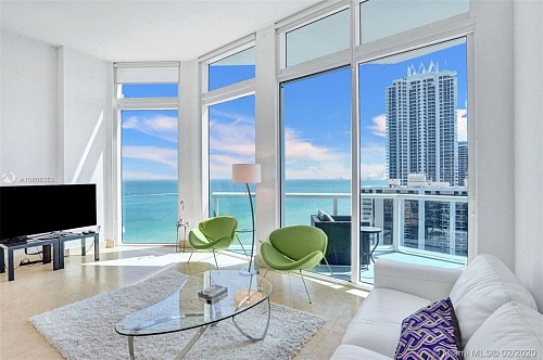 Квартира в Майами, США, 80 м2 фото 1