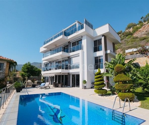 Вилла в Алании, Турция, 490 м2 фото 1